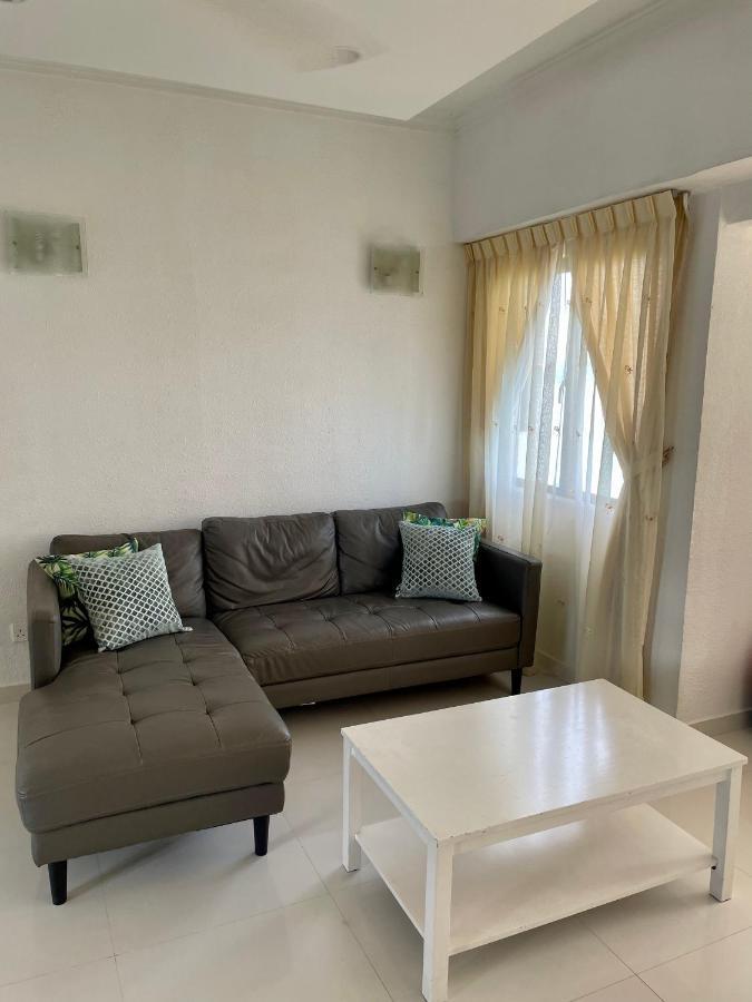 Апартаменти The Ferringhi Sea View At Sri Sayang Бату-Феррінгі Екстер'єр фото