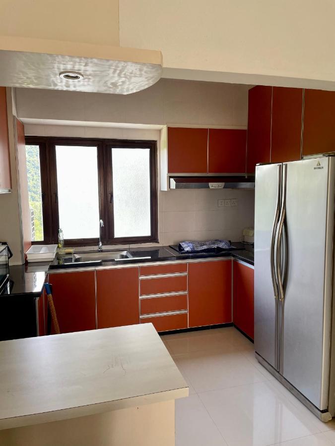Апартаменти The Ferringhi Sea View At Sri Sayang Бату-Феррінгі Екстер'єр фото