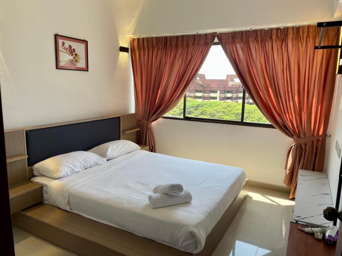 Апартаменти The Ferringhi Sea View At Sri Sayang Бату-Феррінгі Екстер'єр фото